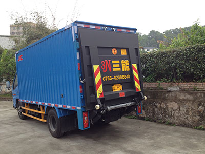 貨車(chē)尾板規(guī)定，安全與合規(guī)并行，為物流行業(yè)保駕護(hù)航