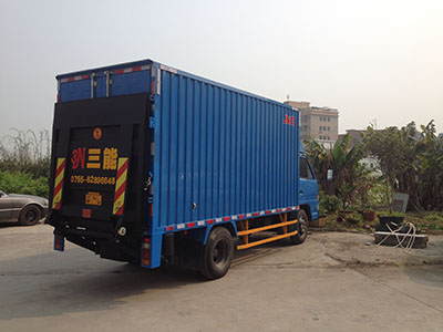 貨車尾板操作標準，確保安全與高效運輸?shù)年P鍵步驟